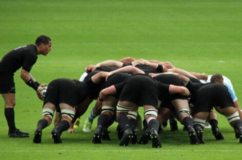 Les bleus des Blacks : une histoire d’exploits et d’hématomes